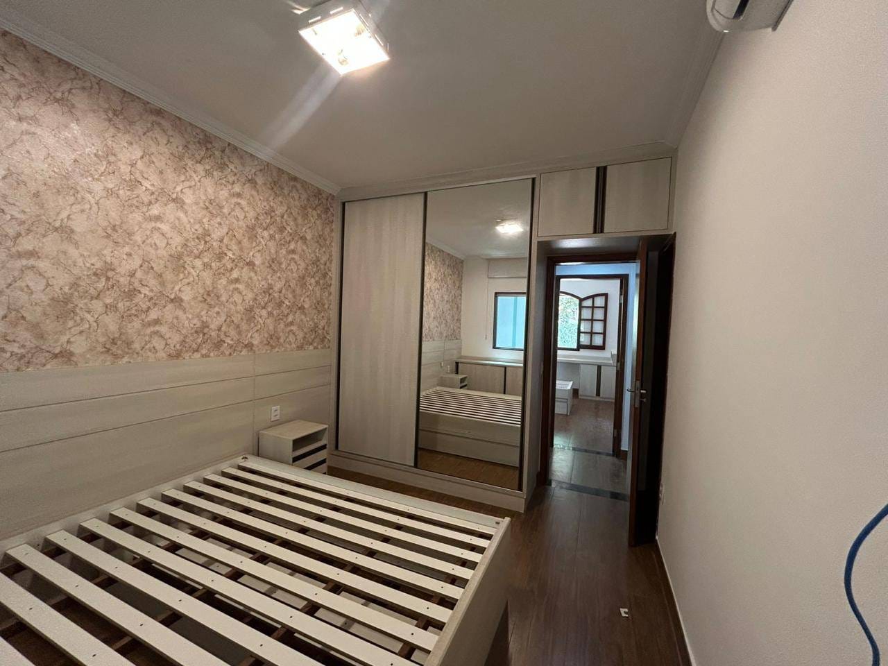 Casa, 4 quartos, 245 m² - Foto 8