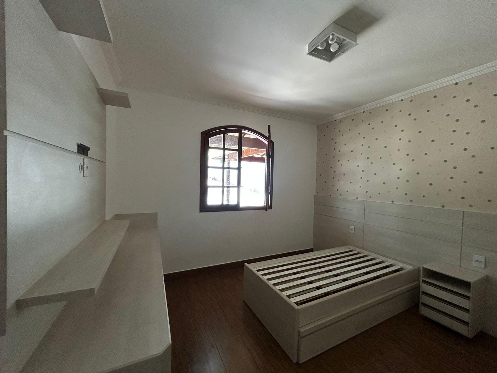 Casa, 4 quartos, 245 m² - Foto 6