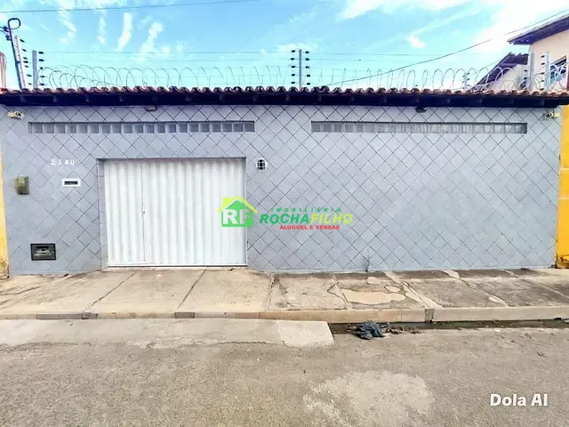 Casa com 400m² 4 quartos e 2 banheiros, para alugar, no bairro porenquanto em Teresina