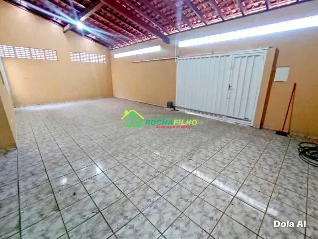 Casa com 400m² 4 quartos e 2 banheiros, para alugar, no bairro porenquanto em Teresina
