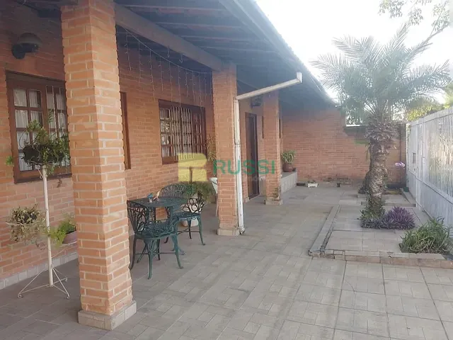Casa com 350m² 3 quartos e 3 banheiros, à venda, no bairro Cidade Vista Verde em São José dos Campos