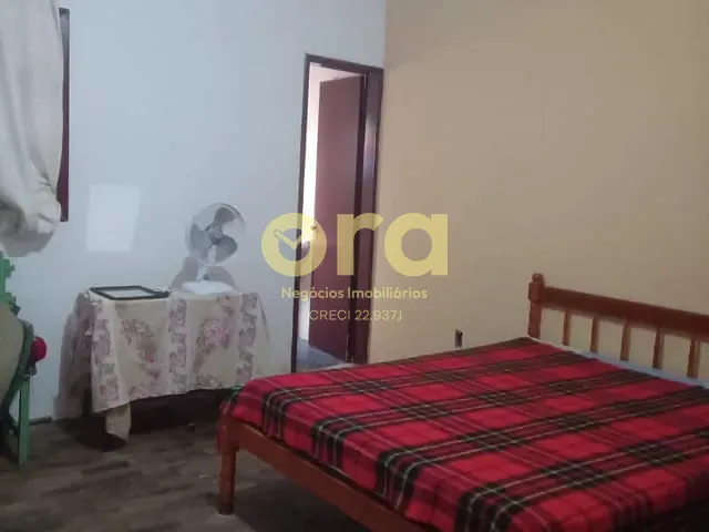 Casa com 194m² 2 quartos e 3 banheiros, à venda, no bairro Areal em Pelotas