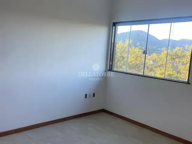 Casa 2 quartos e 1 banheiro, à venda, no bairro Cascata do Imbuí em Teresópolis