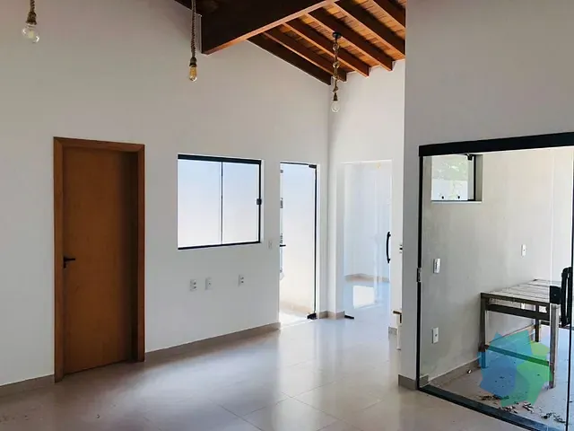 Casa com 161m² 1 quarto e 1 banheiro, à venda, no bairro Jardim Santa Marta em Salto
