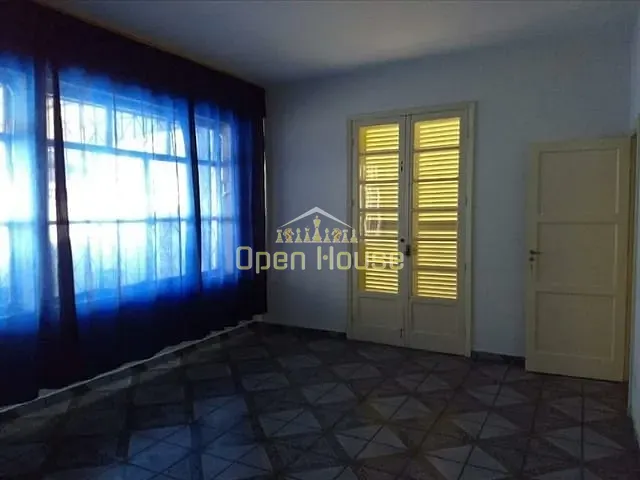 Casa com 561m², à venda, no bairro Laranjal em Volta Redonda