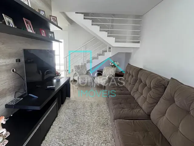 Casa com 160m² 3 quartos e 2 banheiros, à venda, no bairro Jardim Carolina em Jundiaí