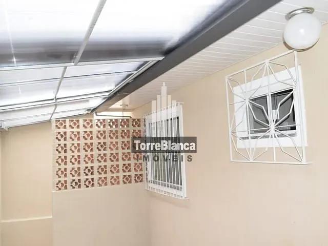 Casa com 87m², à venda, no bairro Contorno em Ponta Grossa