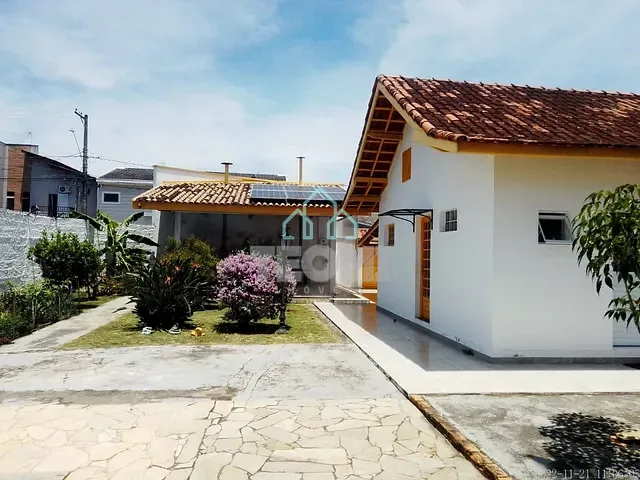 Casa com 900m² 2 quartos e 2 banheiros, à venda, no bairro Parque Esperança em Taubaté