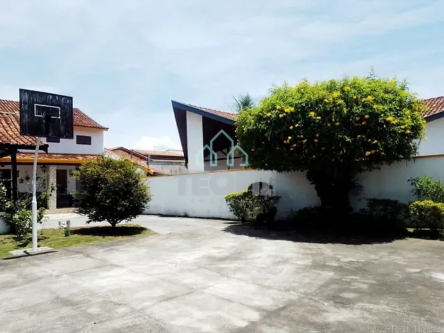 Casa com 900m² 2 quartos e 2 banheiros, à venda, no bairro Parque Esperança em Taubaté