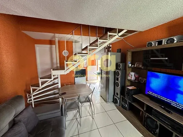 Casa 2 quartos e 1 banheiro, à venda, no bairro Fragata em Pelotas