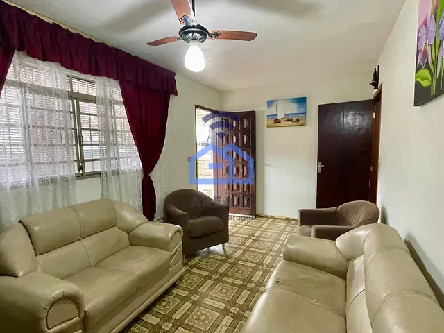 Casa com 132m² 2 quartos e 1 banheiro, à venda, no bairro Indaiá em Caraguatatuba