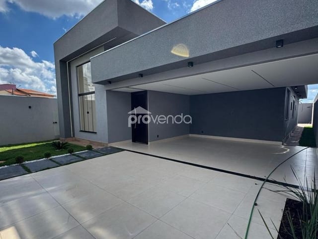 Foto do Casa - CASA ALTO PADRAO 03 QUARTOS SENDO 1 SUITE MASTER - SETOR FAIÇALVILLE | Provenda Imobiliária