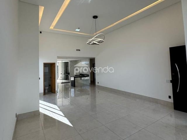 Foto do Casa - CASA ALTO PADRAO 03 QUARTOS SENDO 1 SUITE MASTER - SETOR FAIÇALVILLE | Provenda Imobiliária