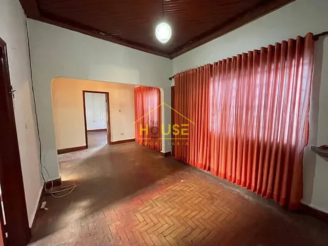 Casa com 576m² 3 quartos e 1 banheiro, para alugar, no bairro Patrimônio Novo em Votuporanga