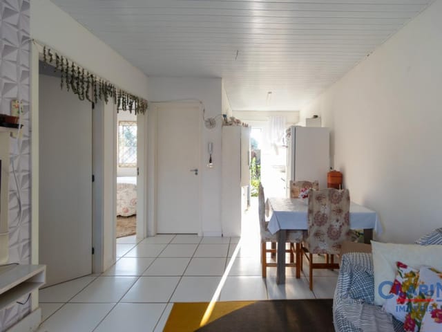 Casa 2 quartos e 1 banheiro, à venda, no bairro Jardim Florestal em Campo Largo