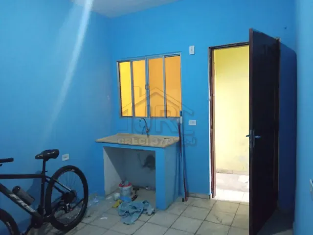 Casa 1 quarto e 1 banheiro, para alugar, no bairro Jardim Zaira em Mauá