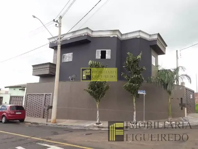 Casa com 100m² 6 quartos e 2 banheiros, à venda, no bairro Trevo de Bady Bassit em Bady Bassitt