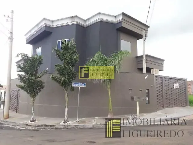 Casa com 100m² 6 quartos e 2 banheiros, à venda, no bairro Trevo de Bady Bassit em Bady Bassitt