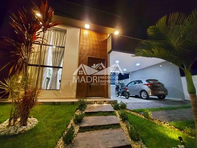 Casa com 200m² 3 quartos e 3 banheiros, à venda, no bairro Bela Vista em Palhoça