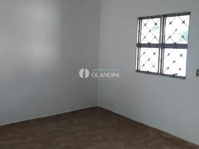Casa com 200m² 2 quartos e 1 banheiro, para alugar, no bairro Parque das Paineiras em Artur Nogueira
