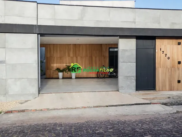 Casa 3 quartos e 4 banheiros, à venda, no bairro Campestre em Teresina