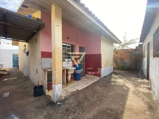 Casa com 200m² 4 quartos e 2 banheiros, à venda, no bairro Jardim Doutor Paulo Gomes Romeo em Ribeirão Preto