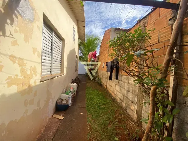 Casa com 200m² 4 quartos e 2 banheiros, à venda, no bairro Jardim Doutor Paulo Gomes Romeo em Ribeirão Preto