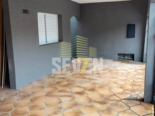 Casa com 200m² 3 quartos e 2 banheiros, à venda, no bairro Jardim Nova Esperança em Bauru