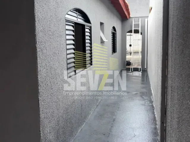 Casa com 200m² 3 quartos e 2 banheiros, à venda, no bairro Jardim Nova Esperança em Bauru