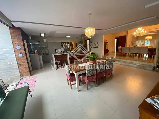 Casa 3 quartos e 4 banheiros, à venda, no bairro Jardim Maringá II em Sinop
