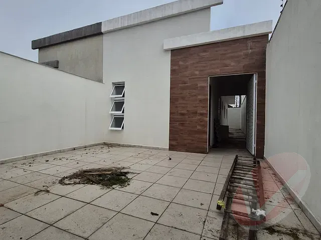 Casa 2 quartos e 1 banheiro, à venda, no bairro Mirim em Praia Grande