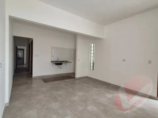 Casa 2 quartos e 1 banheiro, à venda, no bairro Mirim em Praia Grande