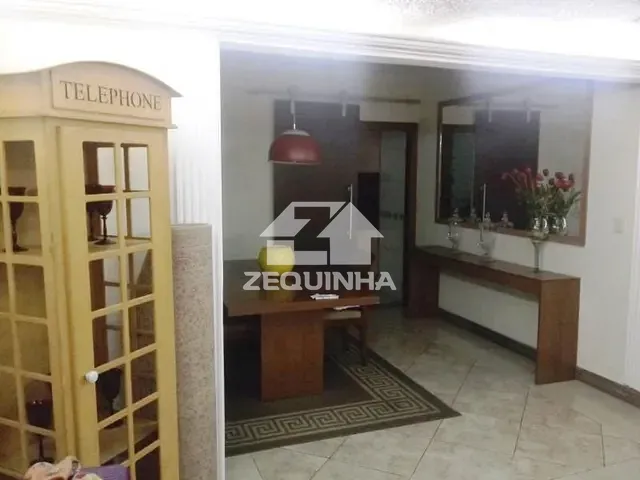 Casa com 125m² 3 quartos e 3 banheiros, à venda, no bairro Parque Jandaia em Carapicuiba