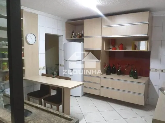 Casa com 125m² 3 quartos e 3 banheiros, à venda, no bairro Parque Jandaia em Carapicuiba