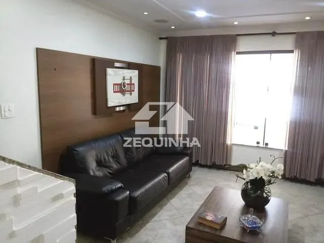 Casa com 125m² 3 quartos e 3 banheiros, à venda, no bairro Parque Jandaia em Carapicuiba
