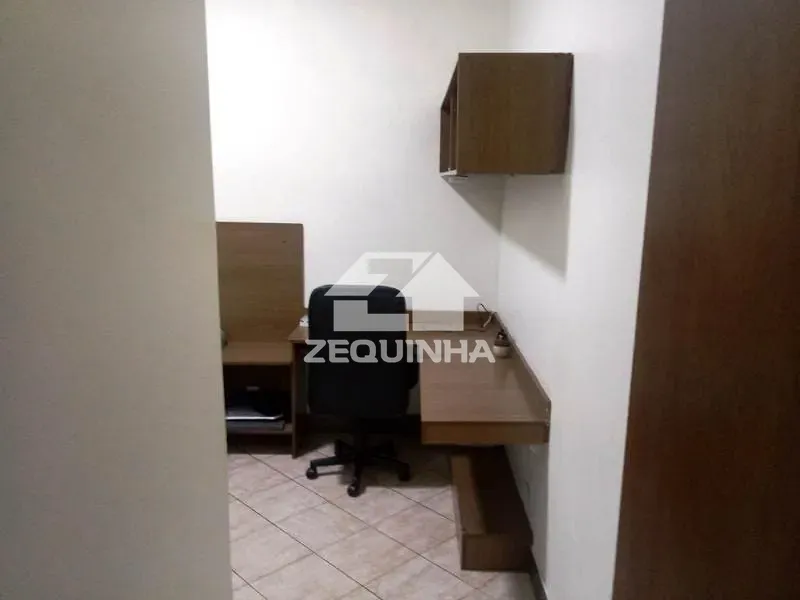 Casa, 3 quartos, 270 m² - Foto 11