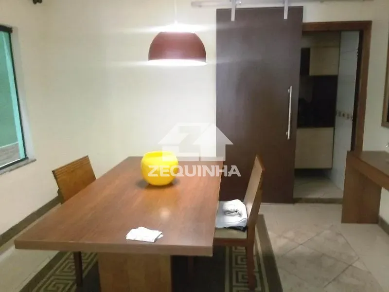 Casa, 3 quartos, 270 m² - Foto 6
