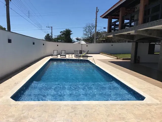 Casa com 1122m² 6 quartos e 5 banheiros, à venda ou para alugar, no bairro Loteamento Parque Novo Horizonte em Piracaia