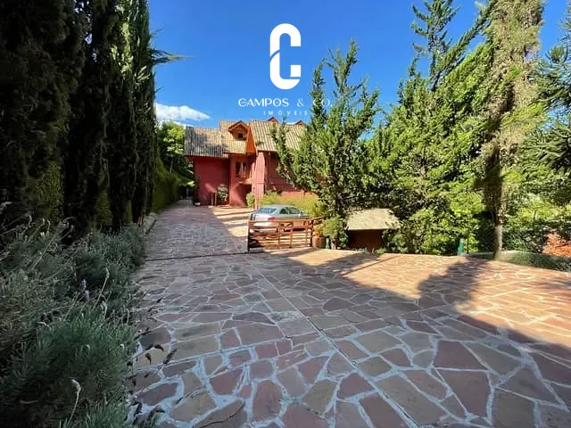 Casa com 2541m² 6 quartos e 10 banheiros, à venda, no bairro Manancial em Campos Do Jordão