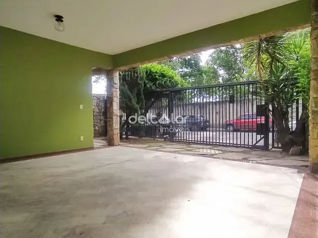 Casa com 190m² 3 quartos e 4 banheiros, à venda, no bairro Planalto em Belo Horizonte