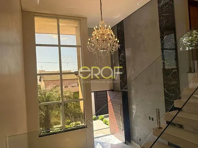 Casa com 330m² 3 quartos e 3 banheiros, à venda, no bairro Setor Centro/Nordeste em Formosa