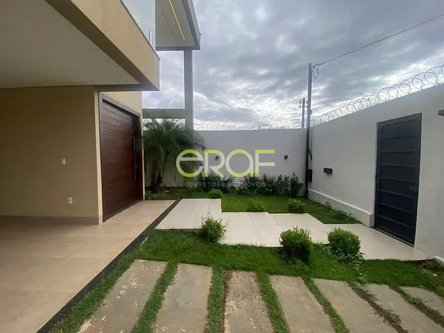 Casa com 330m² 3 quartos e 3 banheiros, à venda, no bairro Setor Centro/Nordeste em Formosa