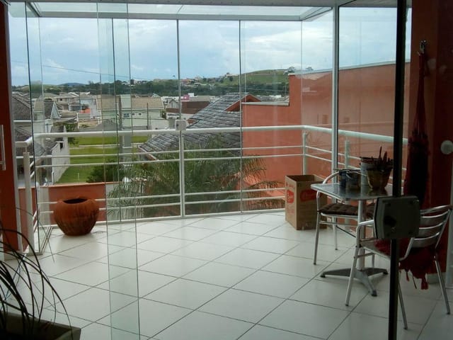 Casa com 288m² 3 quartos e 3 banheiros, à venda, no bairro Urbanova em São José dos Campos