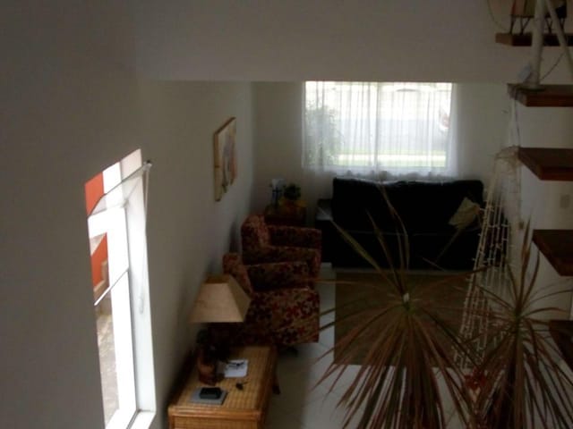 Casa com 288m² 3 quartos e 3 banheiros, à venda, no bairro Urbanova em São José dos Campos