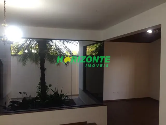 Casa com 220m² 3 quartos e 3 banheiros, à venda, no bairro Urbanova em São José dos Campos