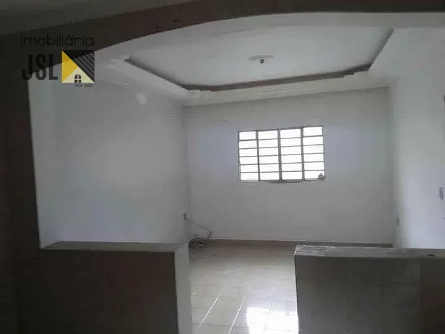 Casa com 175m² 2 quartos e 2 banheiros, à venda, no bairro Jardim Panorama em Caçapava