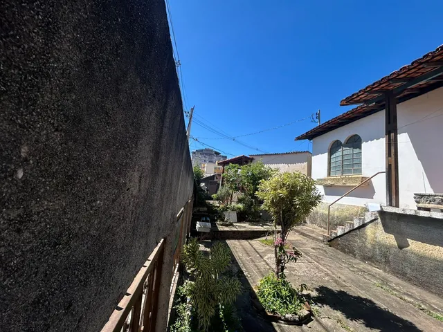 Casa 3 quartos e 2 banheiros, à venda, no bairro Alvorada em Contagem