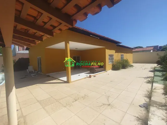 Casa com 600m² 4 quartos e 4 banheiros, para alugar, no bairro São Cristóvão em Teresina