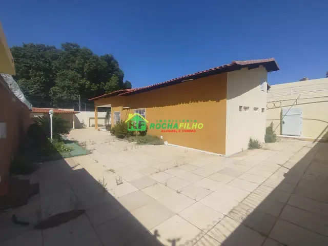 Casa com 600m² 4 quartos e 4 banheiros, para alugar, no bairro São Cristóvão em Teresina