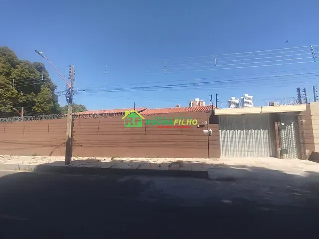 Casa com 600m² 4 quartos e 4 banheiros, para alugar, no bairro São Cristóvão em Teresina
